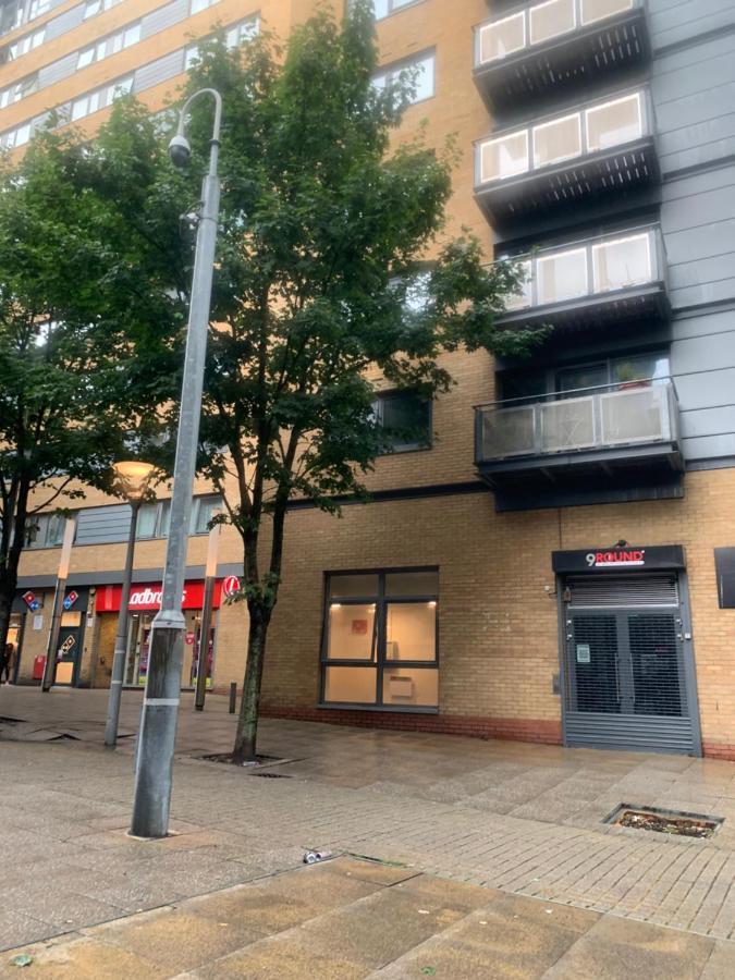 Appartamento North Acton Flat Londra Esterno foto