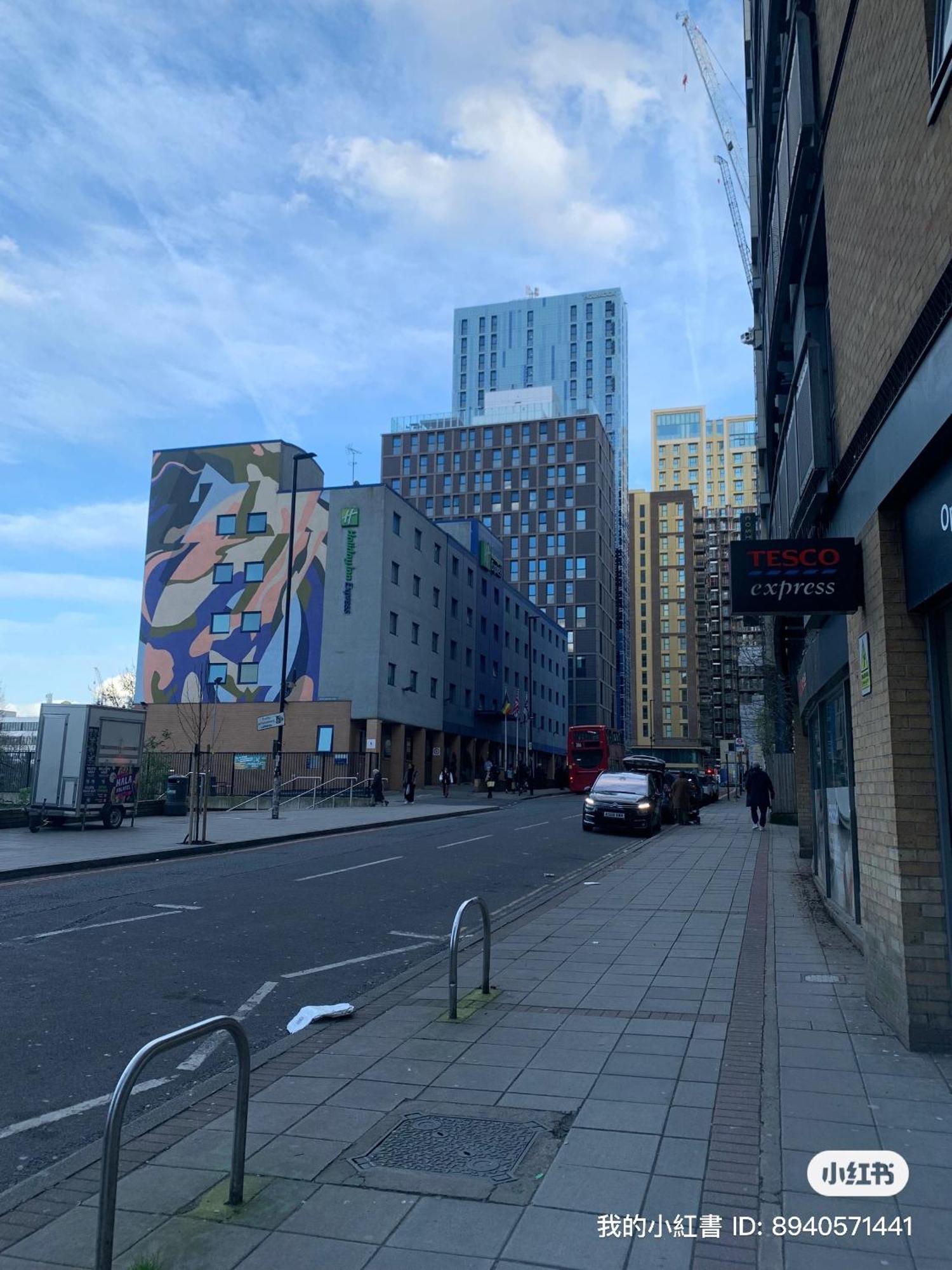 Appartamento North Acton Flat Londra Esterno foto