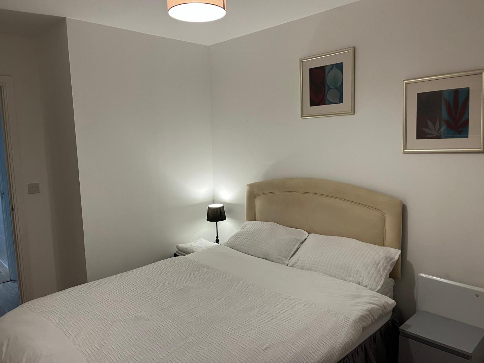 Appartamento North Acton Flat Londra Esterno foto