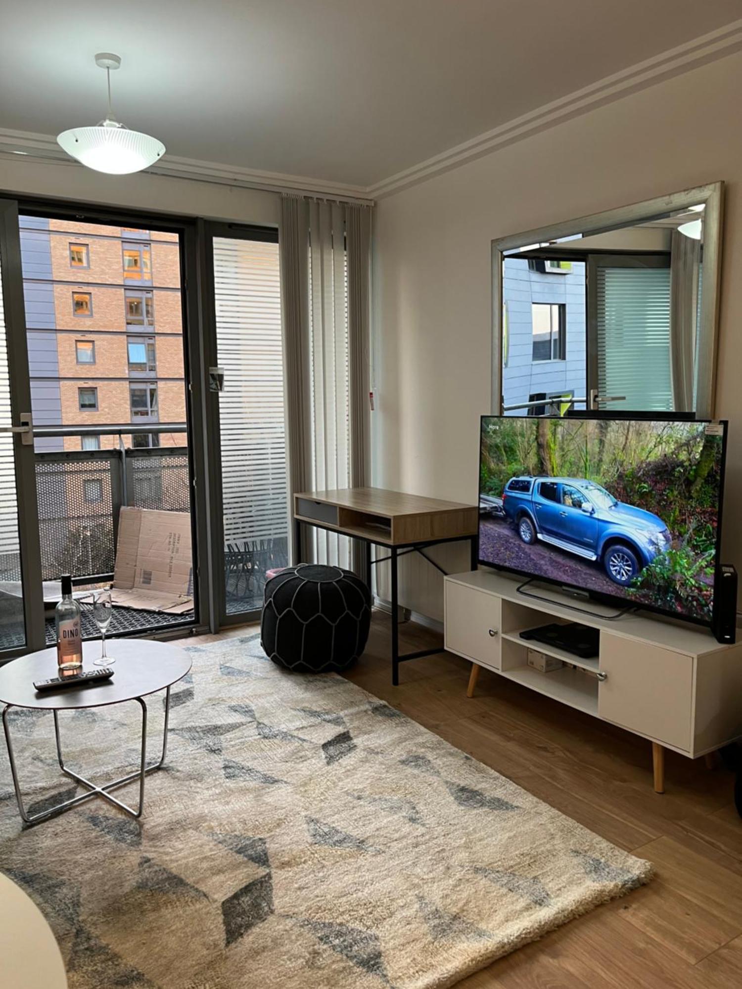 Appartamento North Acton Flat Londra Esterno foto